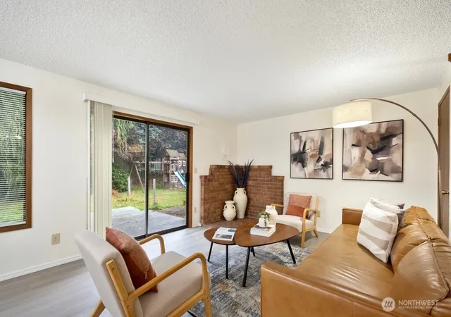 Photo 4 of Sale Pending at 11422 SE 256th Place, Kent, WA 98030 | MLS# NWM2588474 | Listing updated on 2026-10-16