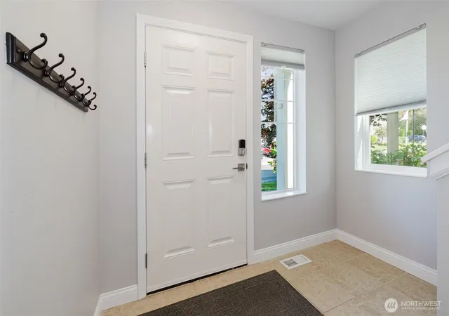 Photo 3 of Townhouse for sale at 352 NE Miramar Cir, Bremerton, WA 98311 | MLS# NWM2588482 | Listing updated on 2026-10-02