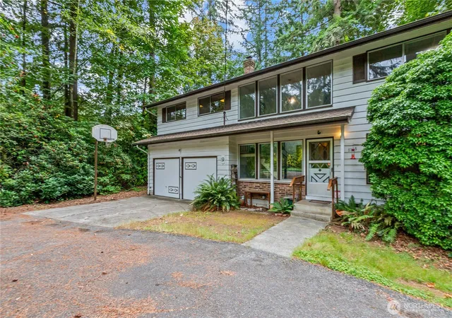 Photo 2 of Single family home for sale at 8108 197th Street Se, Snohomish, WA 98296 | MLS# NWM2588483 | Listing updated on 2026-10-01