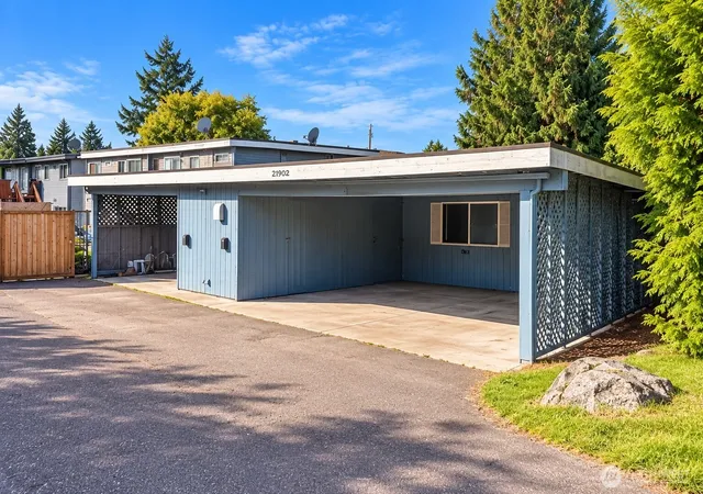 Photo 2 of Multi family home for sale at 21902 29th Avenue S, Des Moines, WA 98198 | MLS# NWM2588485 | Listing updated on 2026-09-29