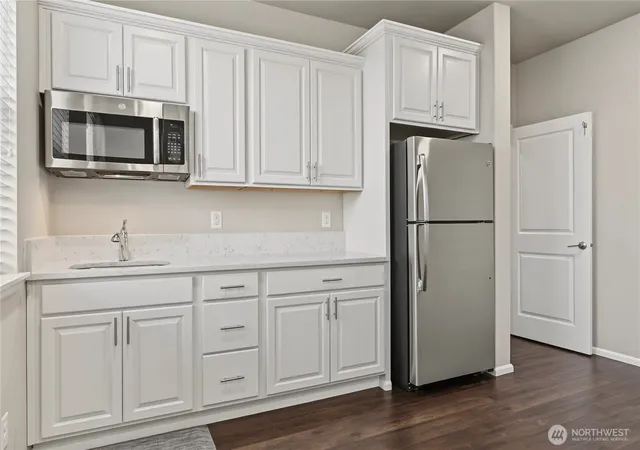 Photo 4 of Single family home for sale at 6364 S 301st Street, Auburn, WA 98001 | MLS# NWM2588492 | Listing updated on 2026-10-01