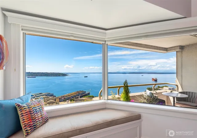 Photo 4 of Condo for sale at 2821 2nd Avenue #2001, Seattle, WA 98121 | MLS# NWM2588493 | Listing updated on 2026-09-29