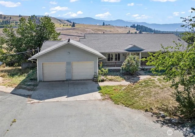Photo 3 of Single family home for sale at 1497 A Pritchard Rd, Evans, WA 99126 | MLS# NWM2588497 | Listing updated on 2026-09-30