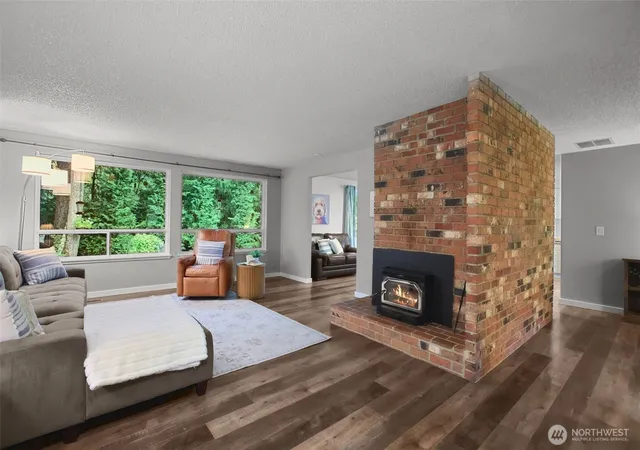 Photo 3 of Single family home for sale at 11315 38th Court Nw, Gig Harbor, WA 98332 | MLS# NWM2588502 | Listing updated on 2026-09-30