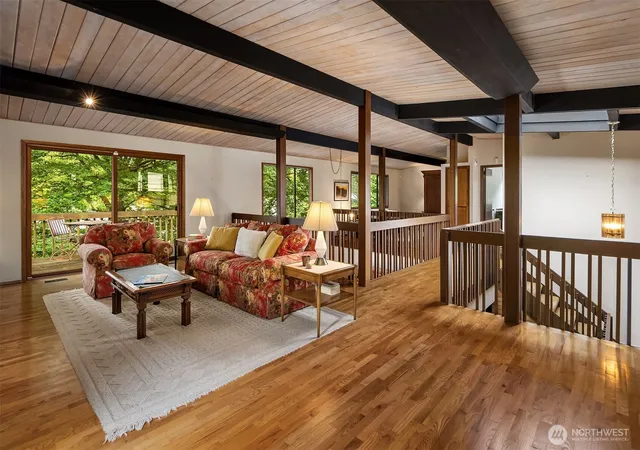 Photo 2 of Single family home for sale at 7433 Ne 120th Place, Kirkland, WA 98034 | MLS# NWM2588505 | Listing updated on 2026-10-01