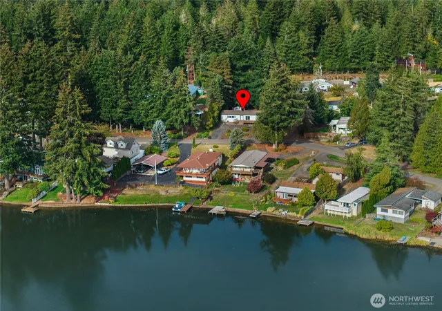 Photo 3 of Manufactured home for sale at 551 Se Crescent Dr, Shelton, WA 98584 | MLS# NWM2588508 | Listing updated on 2026-10-02