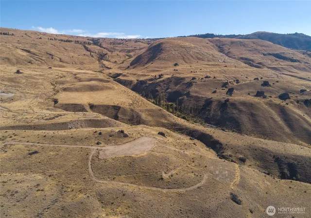 Photo 3 of Land for sale at 0 Hl Range, Orondo, WA 98858 | MLS# NWM2588509 | Listing updated on 2026-09-28