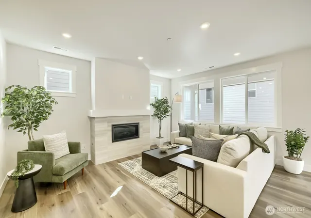 Photo 2 of Single family home for sale at 306 182nd Place Se, Bothell, WA 98012 | MLS# NWM2588510 | Listing updated on 2026-10-02