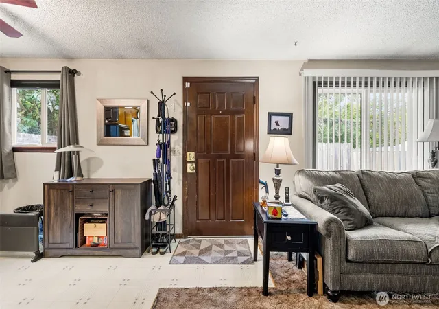 Photo 4 of House for sale at 921 923 Central St NE, Olympia, WA 98506 | MLS# NWM2588513 | Listing updated on 2026-10-02