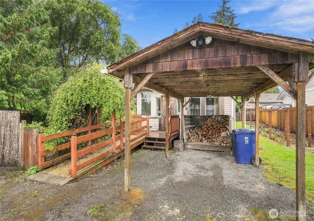 Photo 2 of Single family home for sale at 9536 E East, Tacoma, WA 98445 | MLS# NWM2588519 | Listing updated on 2026-09-30