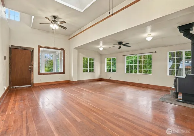 Photo 3 of Single family home for sale at 9536 E East, Tacoma, WA 98445 | MLS# NWM2588519 | Listing updated on 2026-09-30