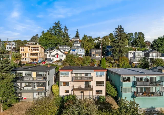 Photo 3 of Townhouse for sale at 2551 13th Avenue W, Seattle, WA 98119 | MLS# NWM2588520 | Listing updated on 2026-09-28