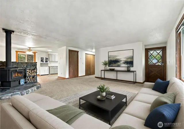 Photo 3 of Single family home for sale at 4602 7th Avenue Ne, Lacey, WA 98516 | MLS# NWM2588521 | Listing updated on 2026-10-02