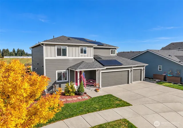Photo 3 of Single family home for sale at 9131 Candytuft Ct, Olympia, WA 98501 | MLS# NWM2588537 | Listing updated on 2026-10-03
