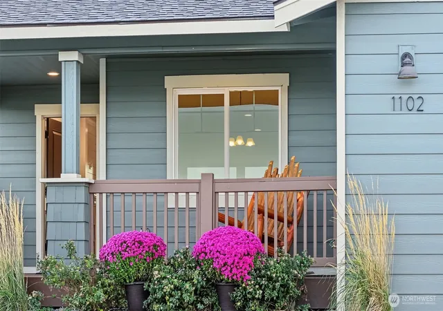 Photo 4 of Single family home for sale at 1102 E Twilight Ln, Ellensburg, WA 98926 | MLS# NWM2588551 | Listing updated on 2026-10-01