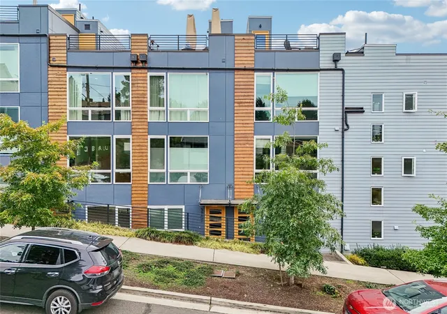 Townhouse for sale at 3709 S Dakota St, Seattle, WA 98118 | MLS# NWM2588561
