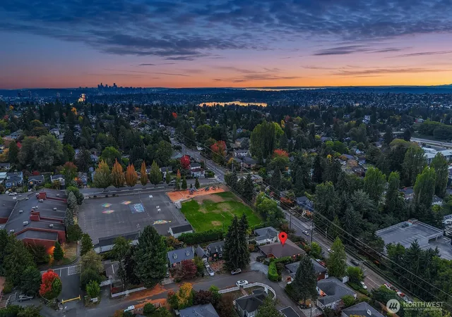 Photo 37 of Sale Pending at 9608 5th Avenue NE, Seattle, WA 98115 | MLS# NWM2588563 | Listing updated on 2026-10-10
