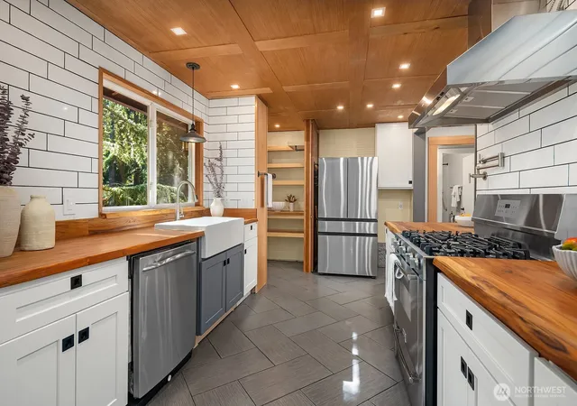 Photo 3 of Single family home for sale at 17306 NE 165th Street, Woodinville, WA 98072 | MLS# NWM2588565 | Listing updated on 2026-10-02
