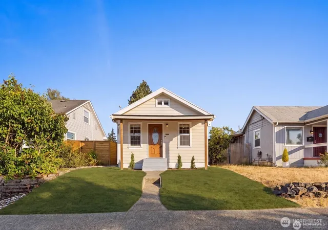 Single family home for sale at 6222 S Warner St, Tacoma, WA 98409 | MLS# NWM2588567