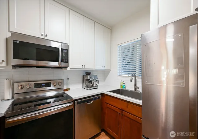 Photo 3 of Condo for sale at 22107 66th Avenue W #7D, Mountlake Terrace, WA 98043 | MLS# NWM2588571 | Listing updated on 2026-10-02