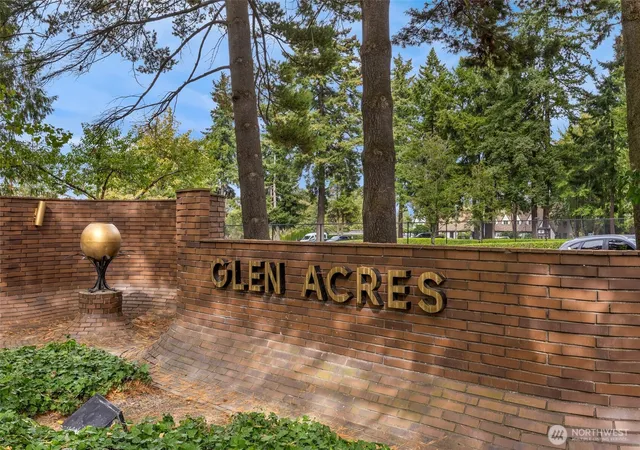 Condo for sale at 10817 Glen Acres Dr S #B, Seattle, WA 98168 | MLS# NWM2588572