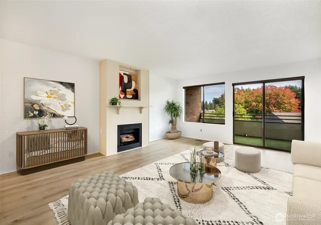 Photo 4 of Condo for sale at 10817 Glen Acres Dr S #B, Seattle, WA 98168 | MLS# NWM2588572 | Listing updated on 2026-10-01