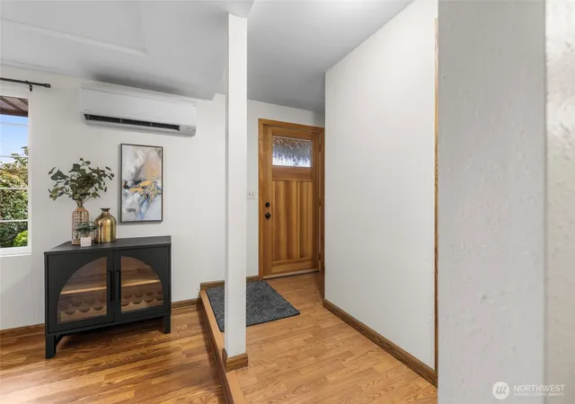 Photo 4 of Single family home for sale at 18727 Fishermans Loop, Burlington, WA 98233 | MLS# NWM2588595 | Listing updated on 2026-10-01