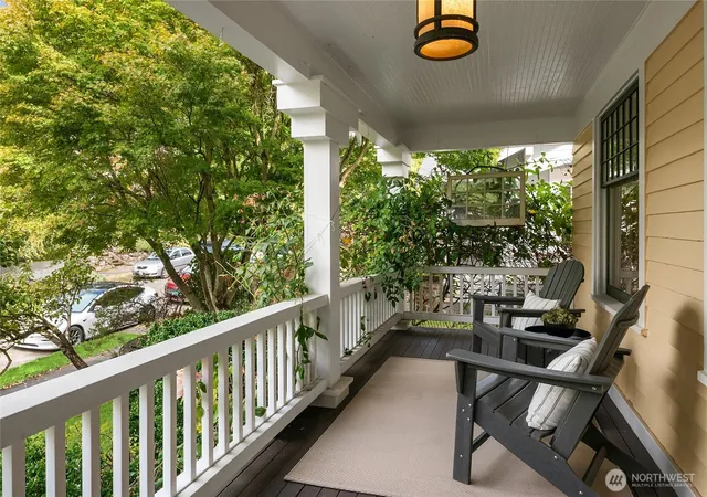 Photo 2 of Single family home for sale at 6264 19th Avenue NE, Seattle, WA 98115 | MLS# NWM2588597 | Listing updated on 2026-09-30