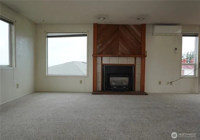 Photo 3 of Single family home for sale at 711 Christman Pl, Port Angeles, WA 98362 | MLS# NWM2588600 | Listing updated on 2026-10-02
