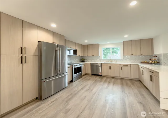 Photo 3 of Single family home for sale at 5402 20th Avenue S, Seattle, WA 98108 | MLS# NWM2588610 | Listing updated on 2026-10-01