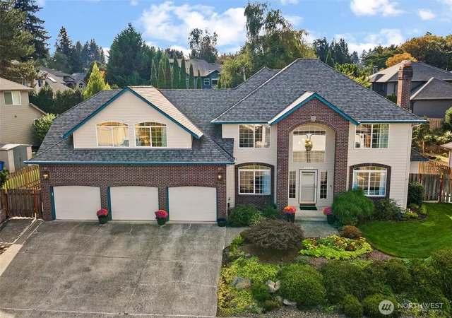 Photo 2 of Single family home for sale at 11518 Ne 33rd Avenue, Vancouver, WA 98686 | MLS# NWM2588612 | Listing updated on 2026-10-01