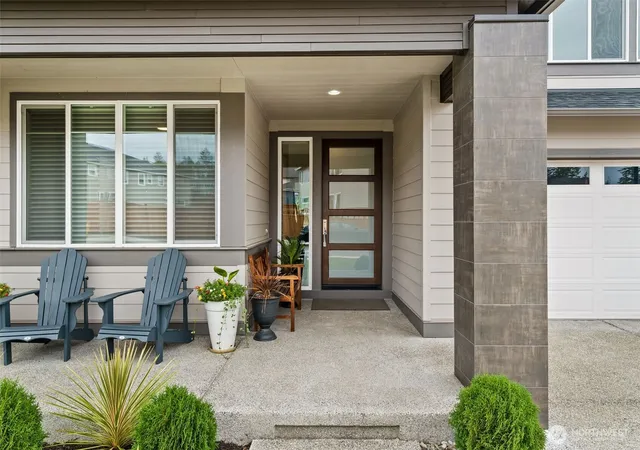 Photo 2 of Single family home for sale at 5541 Great Glen Rd Sw, Port Orchard, WA 98367 | MLS# NWM2588613 | Listing updated on 2026-10-01