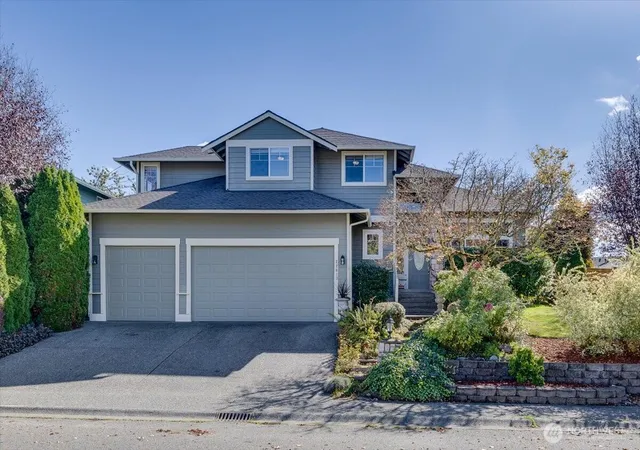 Photo 2 of Single family home for sale at 22613 Se 279th Street, Maple Valley, WA 98038 | MLS# NWM2588622 | Listing updated on 2026-10-02