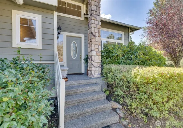 Photo 3 of Single family home for sale at 22613 Se 279th Street, Maple Valley, WA 98038 | MLS# NWM2588622 | Listing updated on 2026-10-02