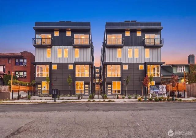 Photo 3 of Townhouse for sale at 2328 Franklin Ave E #G, Seattle, WA 98102 | MLS# NWM2588637 | Listing updated on 2026-10-01