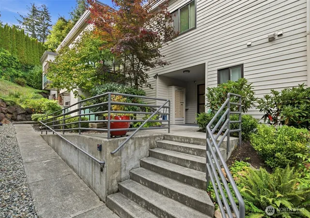 Photo 3 of Condo for sale at 5225 50th Avenue Ne #204, Seattle, WA 98105 | MLS# NWM2588638 | Listing updated on 2026-10-03