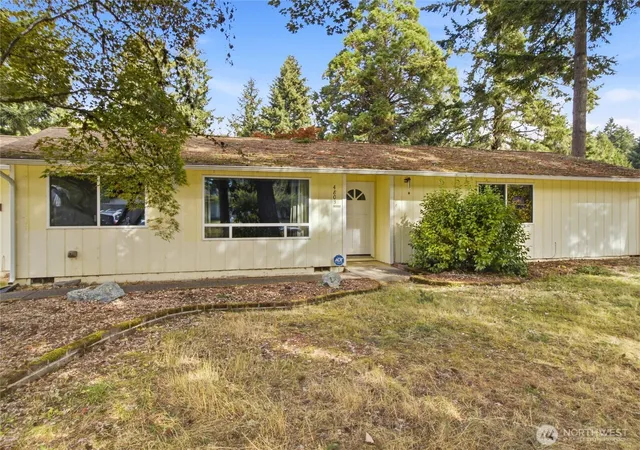 Photo 3 of Single family home for sale at 4803 33rd Court Se, Lacey, WA 98503 | MLS# NWM2588645 | Listing updated on 2026-10-01