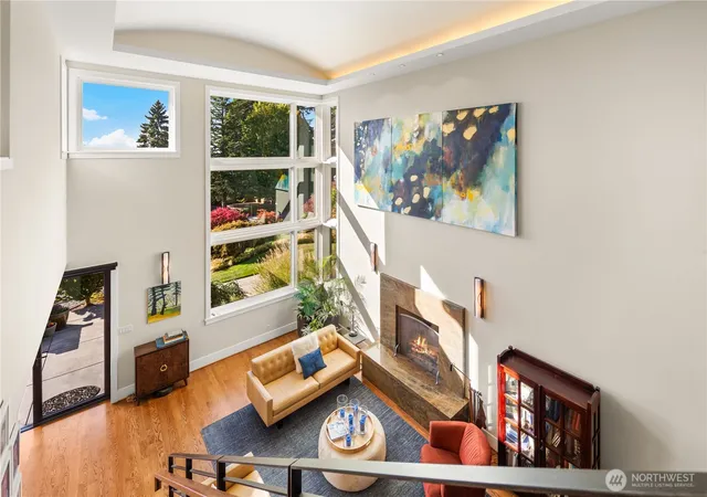 Photo 4 of Single family home for sale at 2820 Magnolia Blvd W, Seattle, WA 98199 | MLS# NWM2588646 | Listing updated on 2026-10-02
