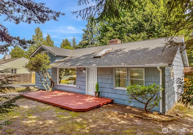 Photo 1 of Single family home for sale at 17024 8th Avenue Ne, Shoreline, WA 98155 | MLS# NWM2588649 | Listing updated on 2026-09-30