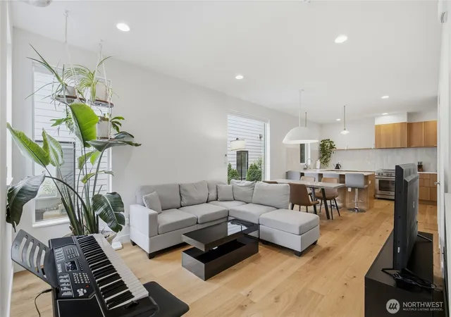 Photo 3 of Single family home for sale at 514 Ne 102nd Street #B, Seattle, WA 98125 | MLS# NWM2588653 | Listing updated on 2026-10-01