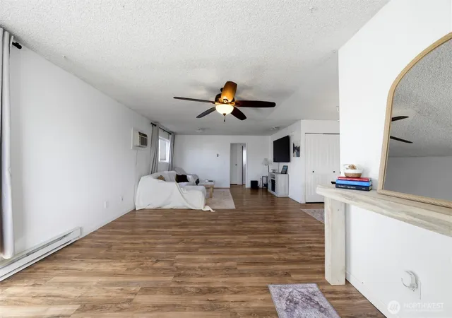 Photo 3 of Single family home for sale at 762 S 2nd Avenue, Othello, WA 99344 | MLS# NWM2588661 | Listing updated on 2026-09-30