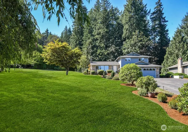 Photo 2 of Single family home for sale at 17465 Ne 163rd Place, Woodinville, WA 98072 | MLS# NWM2588666 | Listing updated on 2026-10-02