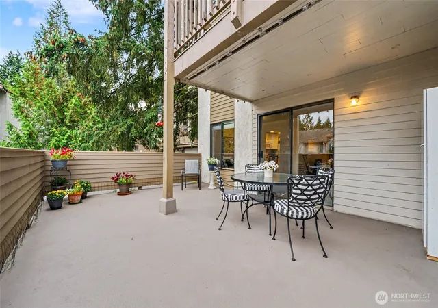 Photo 4 of Condo for sale at 10410 NE 32nd Place #D-104, Bellevue, WA 98004 | MLS# NWM2588669 | Listing updated on 2026-10-02