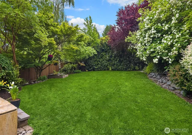 Photo 3 of Single family home for sale at 1905 NE 125th Street, Seattle, WA 98125 | MLS# NWM2588673 | Listing updated on 2026-09-30