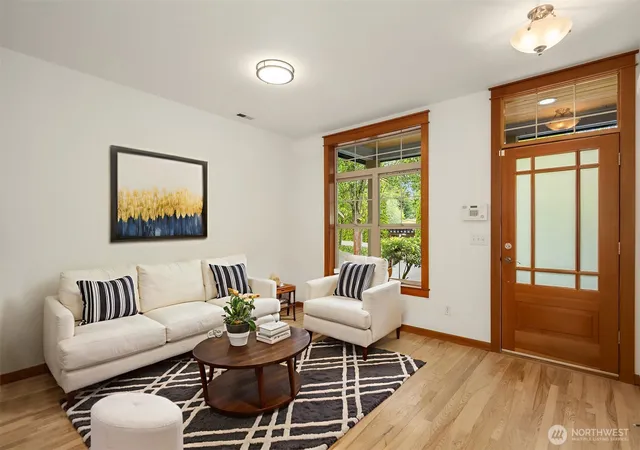 Photo 4 of Single family home for sale at 1905 NE 125th Street, Seattle, WA 98125 | MLS# NWM2588673 | Listing updated on 2026-09-30