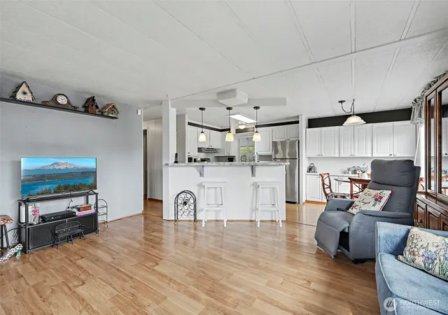 Photo 3 of Manufactured home for sale at 11436 SE 208th Street #131, Kent, WA 98031 | MLS# NWM2588676 | Listing updated on 2026-09-29