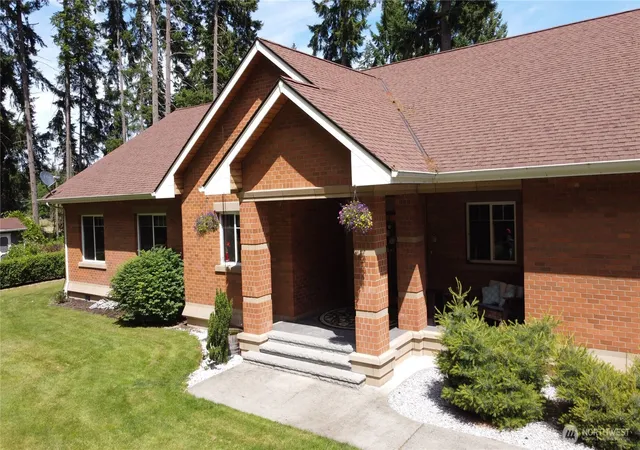 Photo 2 of Single family home for sale at 11310 Harris Rd Se, Yelm, WA 98597 | MLS# NWM2588681 | Listing updated on 2026-10-02