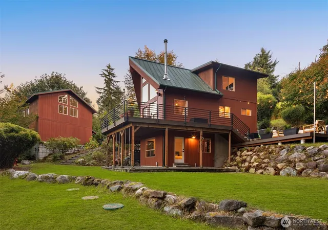 Photo 3 of Single family home for sale at 36416 SE 82nd Street, Snoqualmie, WA 98065 | MLS# NWM2588684 | Listing updated on 2026-09-30