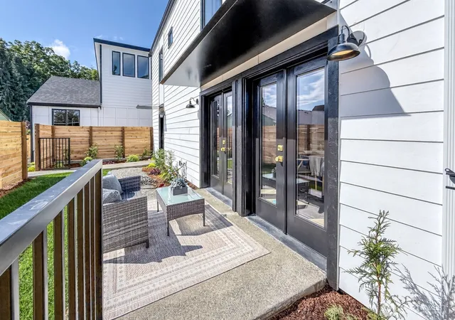 Photo 2 of Townhouse for sale at 5404 20th Avenue S, Seattle, WA 98108 | MLS# NWM2588687 | Listing updated on 2026-10-01