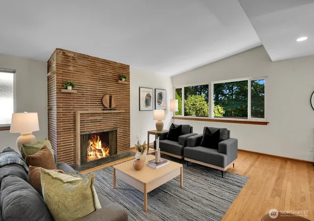 Photo 3 of Single family home for sale at 1714 NE Brockman Pl, Seattle, WA 98125 | MLS# NWM2588695 | Listing updated on 2026-09-30